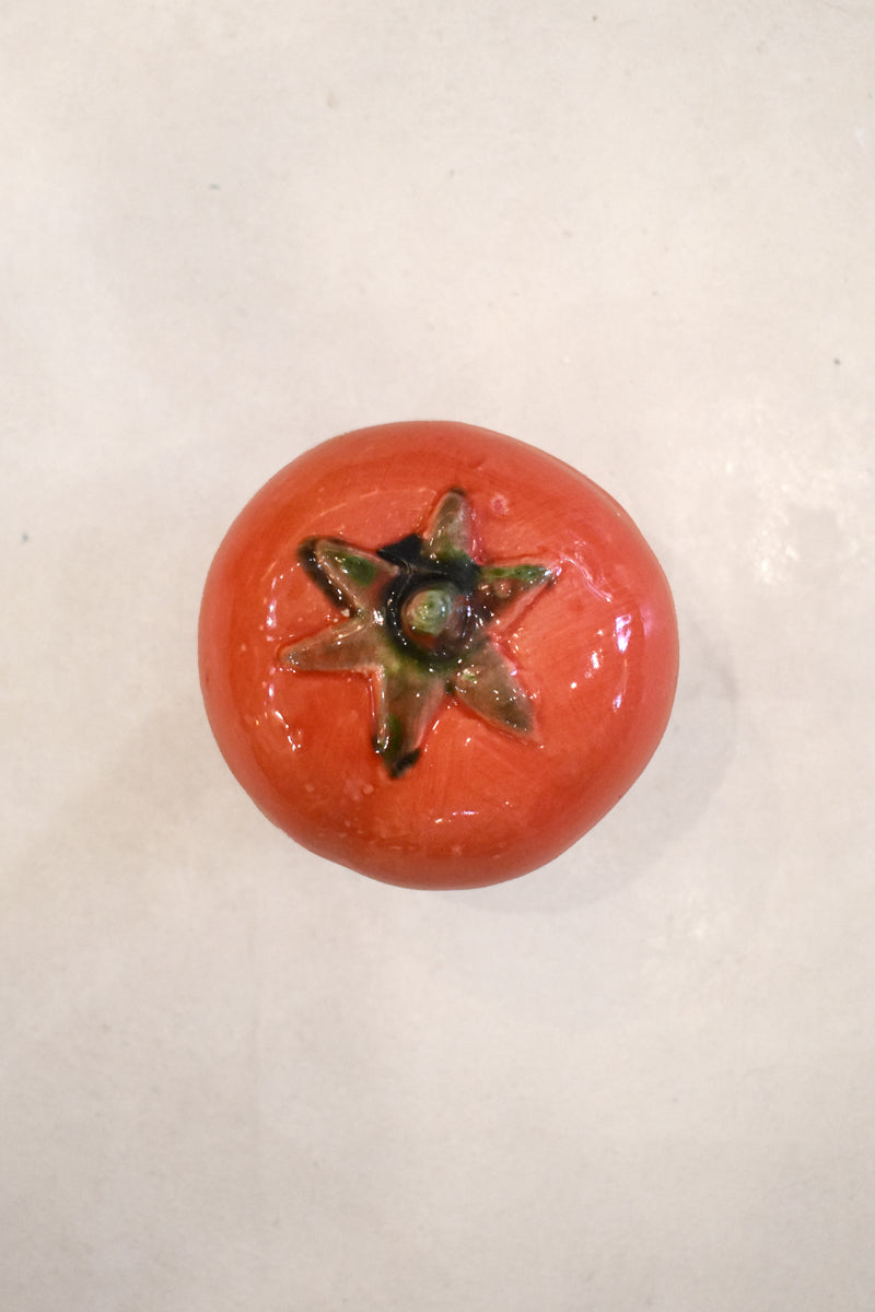 Tomate pequeño