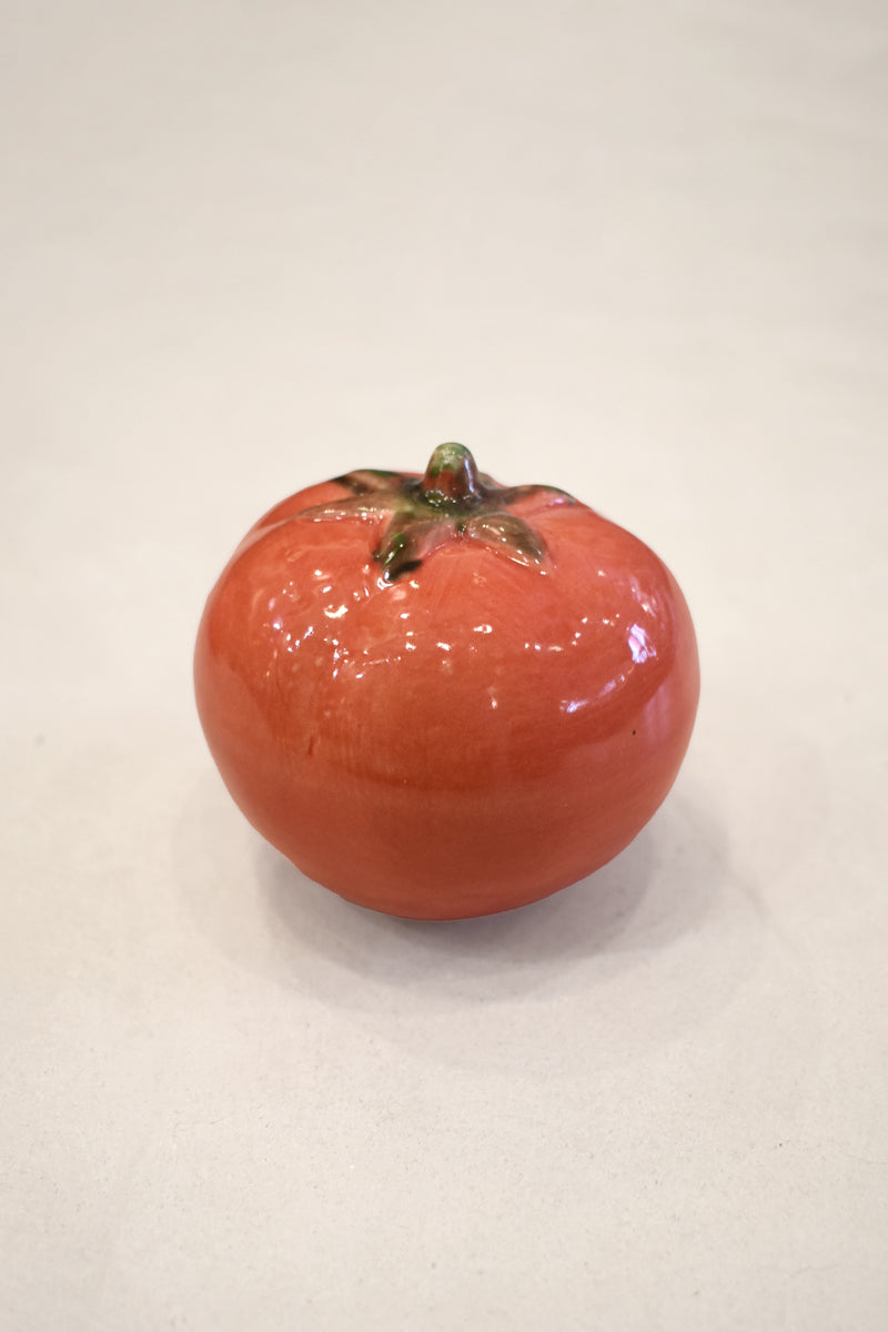 Tomate pequeño